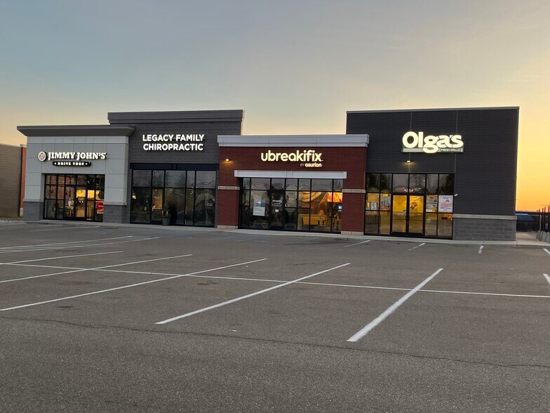 More Photos Of 4064 Alpine Ave NW, Comstock Park Freestanding For Lease