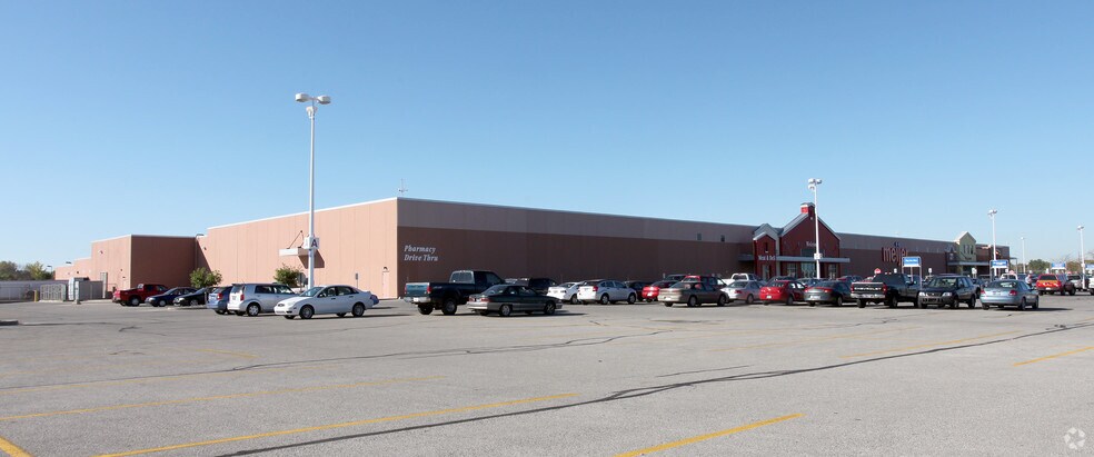 Primary Photo Of 10509 Heartland Blvd, Camby Supermarket For Lease