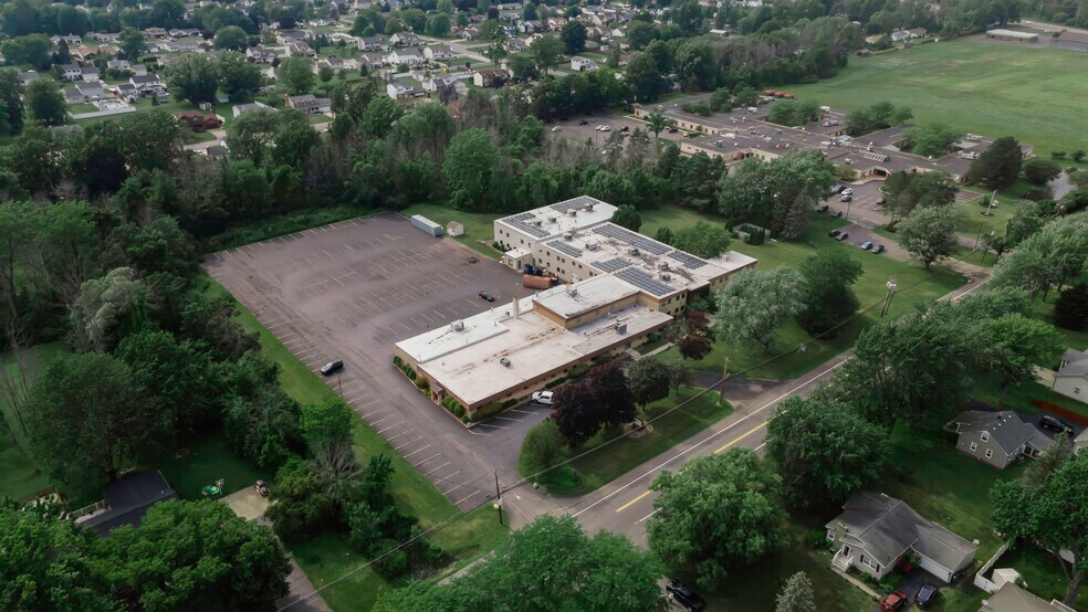 More Photos Of 7290 Nash Rd, North Tonawanda Showroom For Sale