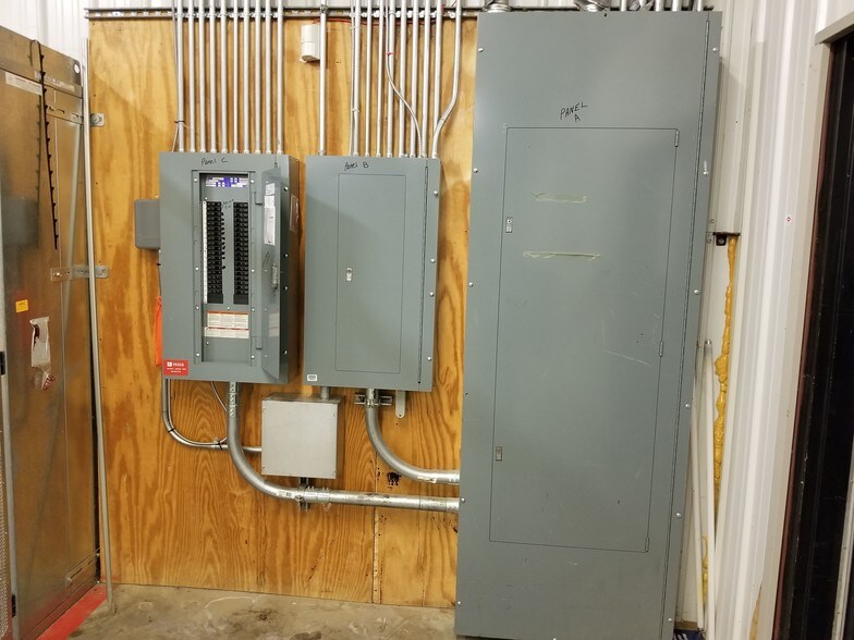 More Photos Of 35360 US Highway 231, Ashville Freestanding For Lease