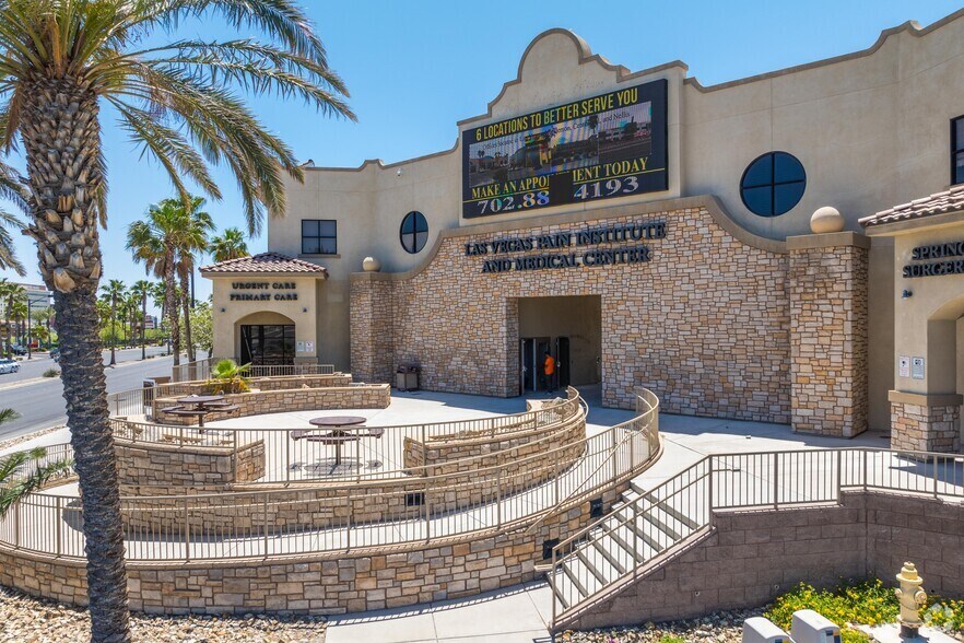 More Photos Of 7175 N Durango Dr, Las Vegas Medical For Lease