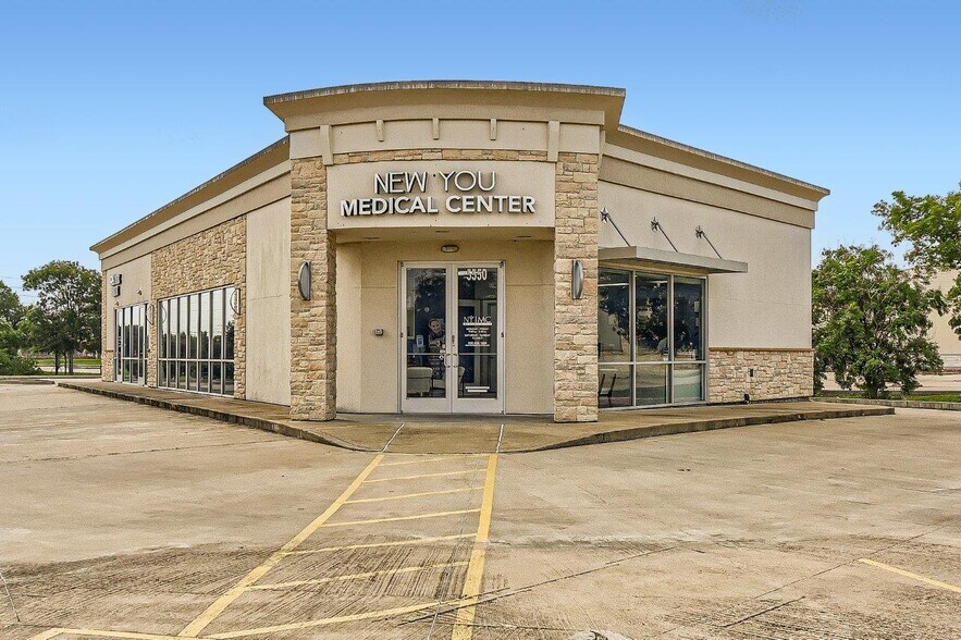 More Photos Of 5530-5550 Long Prairie Ter, Richmond Storefront Retail Office For Lease