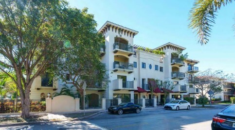 Primary Photo Of 300 Majorca Ave, Coral Gables Apartments For Sale