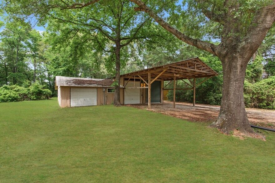 More Photos Of 18222 W FM 1097 Rd, Montgomery Flex For Lease