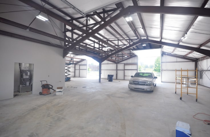 More Photos Of 3850 Itaska St, Saint Louis Industrial For Lease