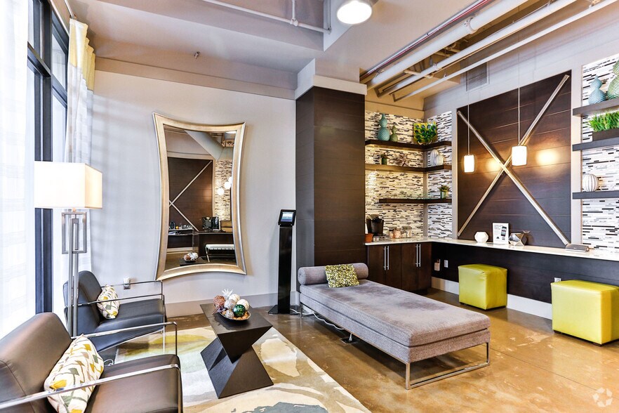 More Photos Of 810 E 7th St, Charlotte Apartments For Lease