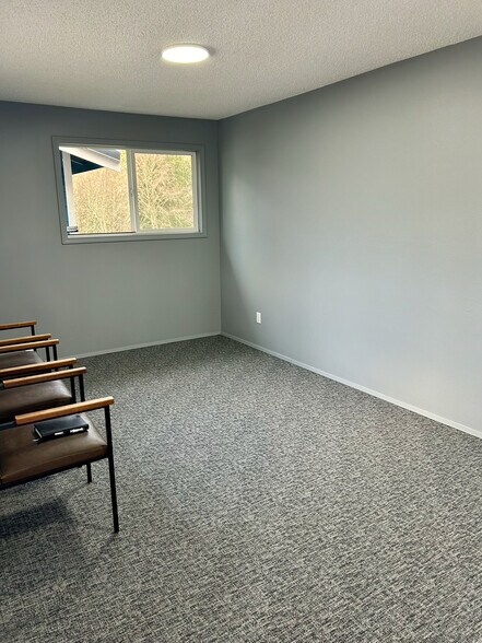 More Photos Of 14619 Purdy Dr NW, Gig Harbor Medical For Sale