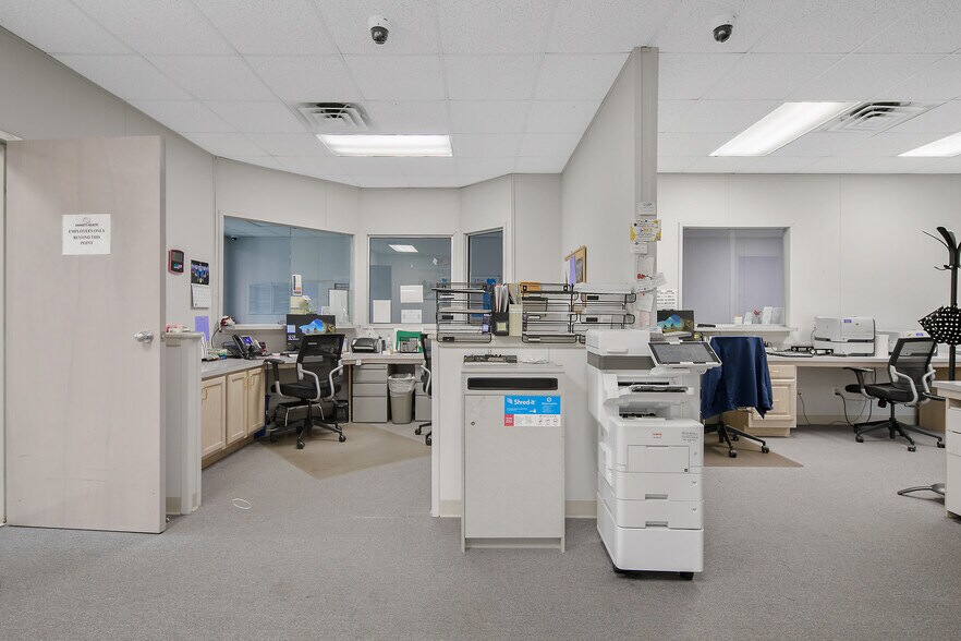 More Photos Of 7 E Duncan St, Lillington Medical For Sale