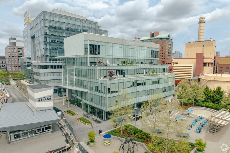 More Photos Of 450 Kendall St, Cambridge Office For Lease