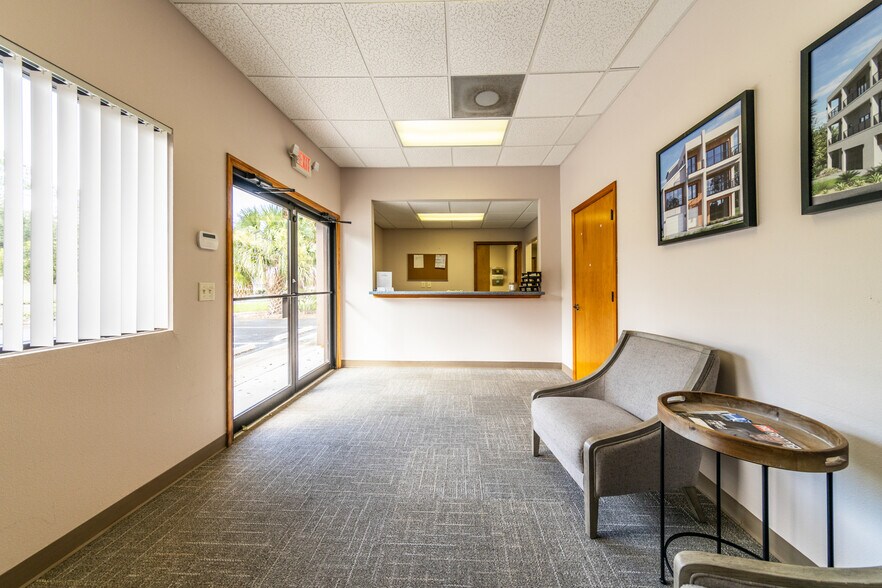 More Photos Of 26 Office Park Dr, Palm Coast Medical For Sale