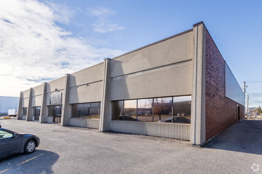 More Photos Of 4488 Rue Garand, Verdun Warehouse For Lease