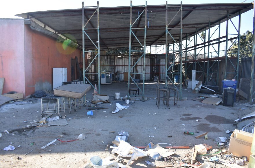 More Photos Of 621-633 E Manchester Ave, Los Angeles Land For Lease