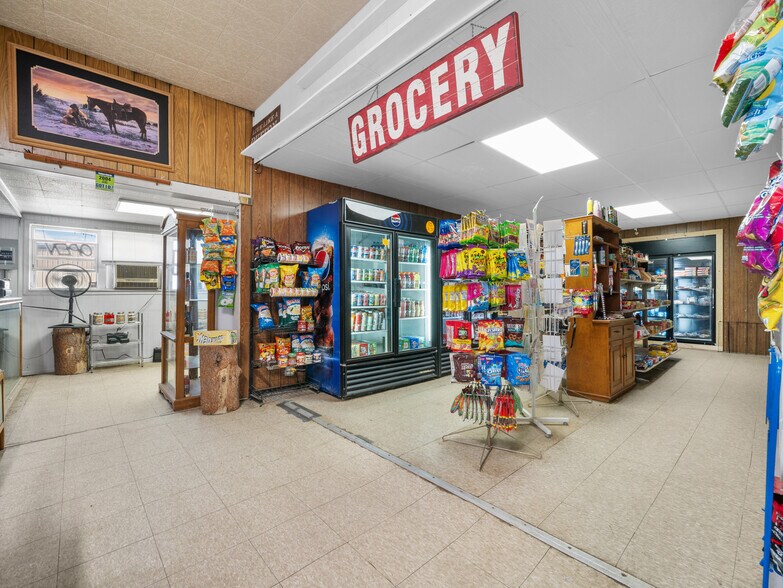 More Photos Of 365 4th St, Rock River General Retail For Sale