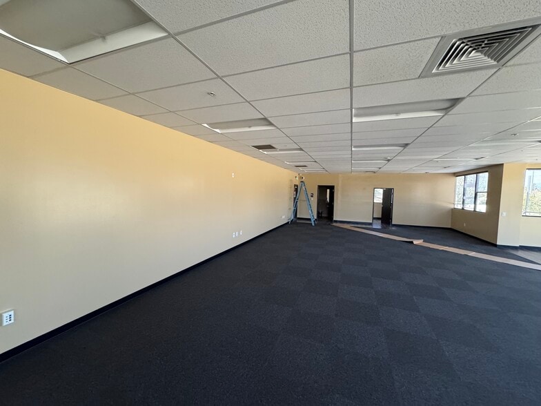 More Photos Of 15033 Slover Ave, Fontana Land For Lease