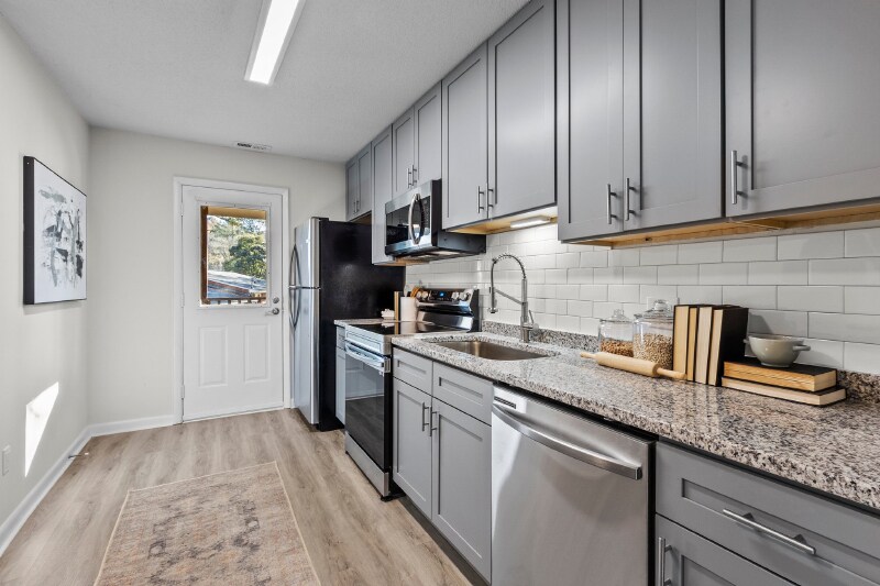 More Photos Of 366-370 W Oak Ave, Wake Forest Apartments For Sale