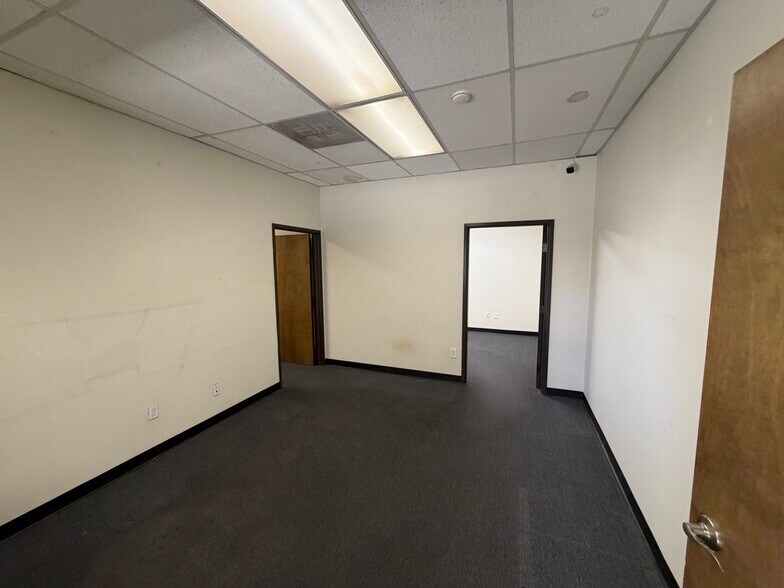 More Photos Of 11419 White Rock Rd, Rancho Cordova Warehouse For Lease