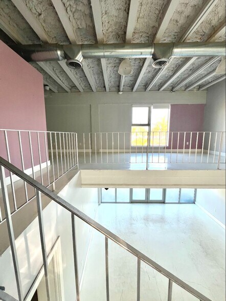 More Photos Of 7251 NE 2nd Ave, Miami Loft Creative Space For Lease