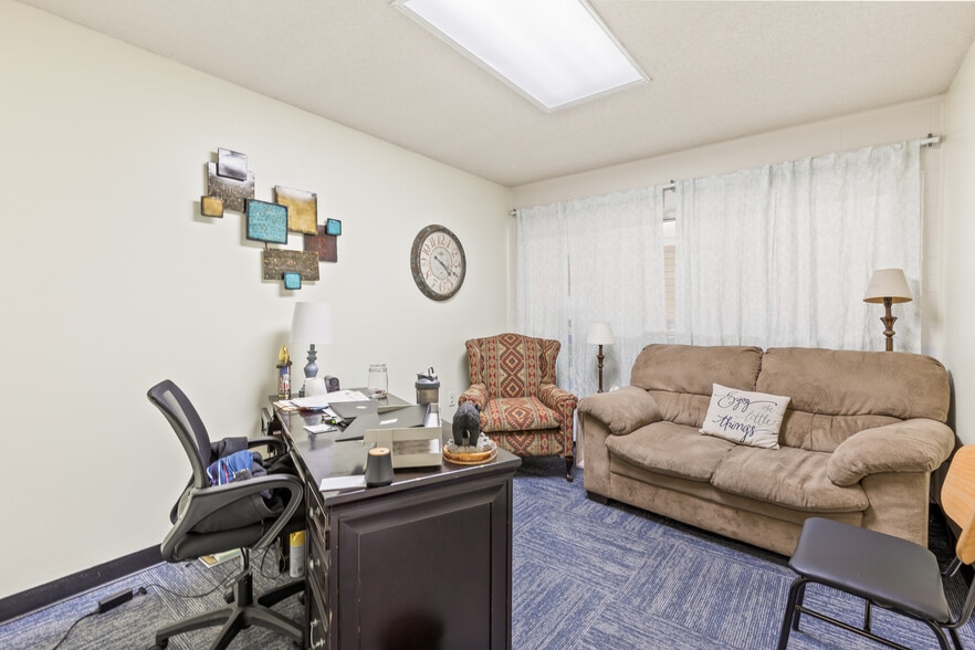 More Photos Of 260 S Marion Ave, Lake City Medical For Lease