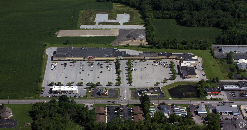 More Photos Of 7744-7868 E Ridge Rd, Hobart Unknown For Sale