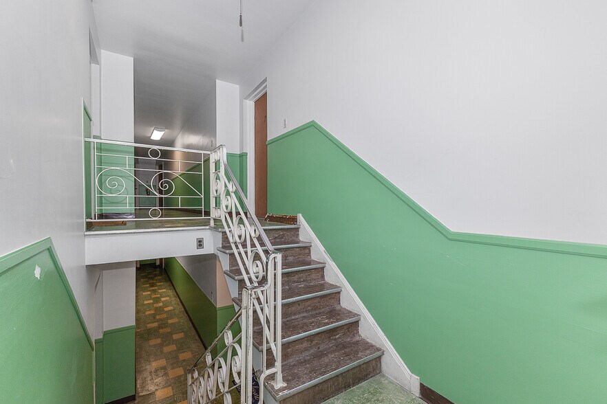 More Photos Of 6914 Montgomery Rd, Cincinnati Apartments For Sale