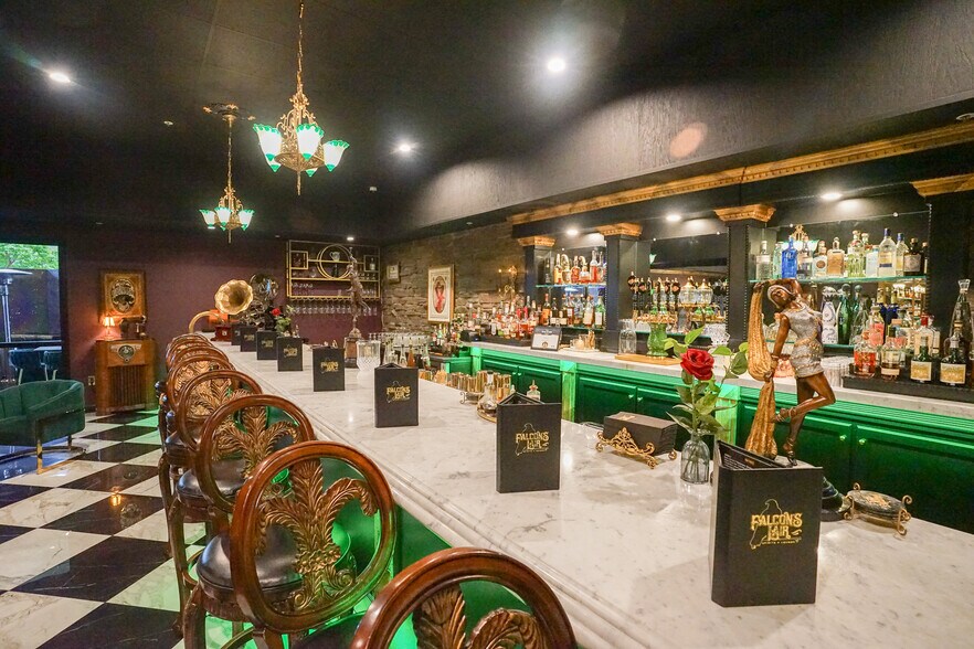 More Photos Of 1225 Canal Blvd, Ripon Restaurant For Sale