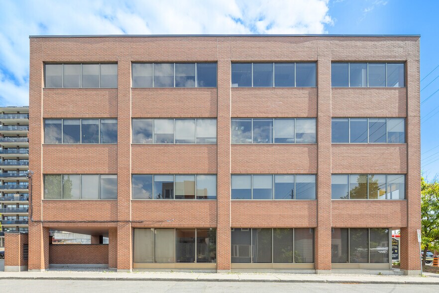 More Photos Of 383 Parkdale Ave, Ottawa Medical For Lease