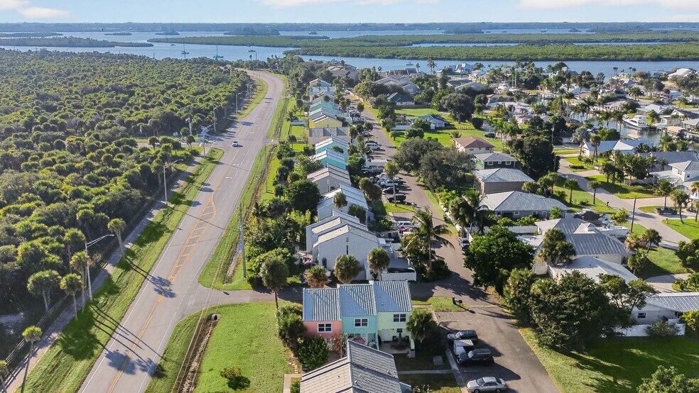 More Photos Of 1000 Shorewinds Dr, Hutchinson Island Apartments For Sale