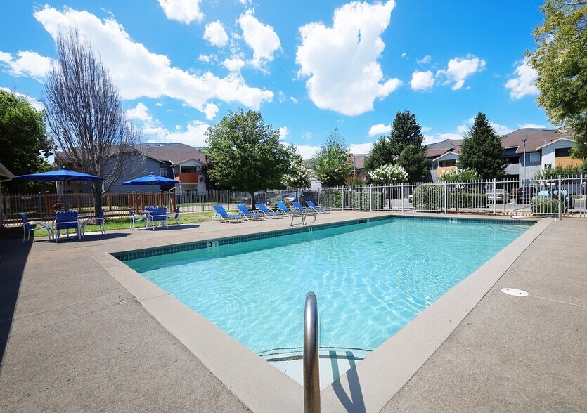 More Photos Of 6500 47th St, Sacramento Apartments For Sale