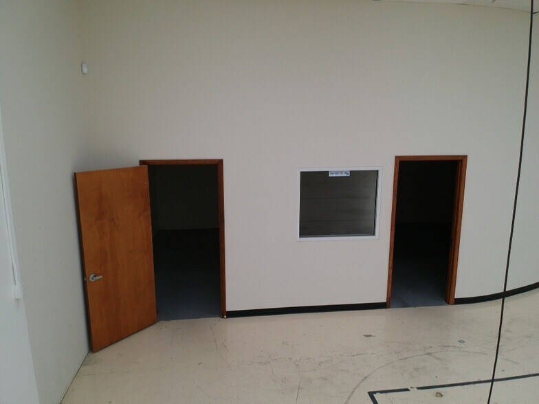 More Photos Of 51 Hypoluxo Rd, Hypoluxo Warehouse For Lease