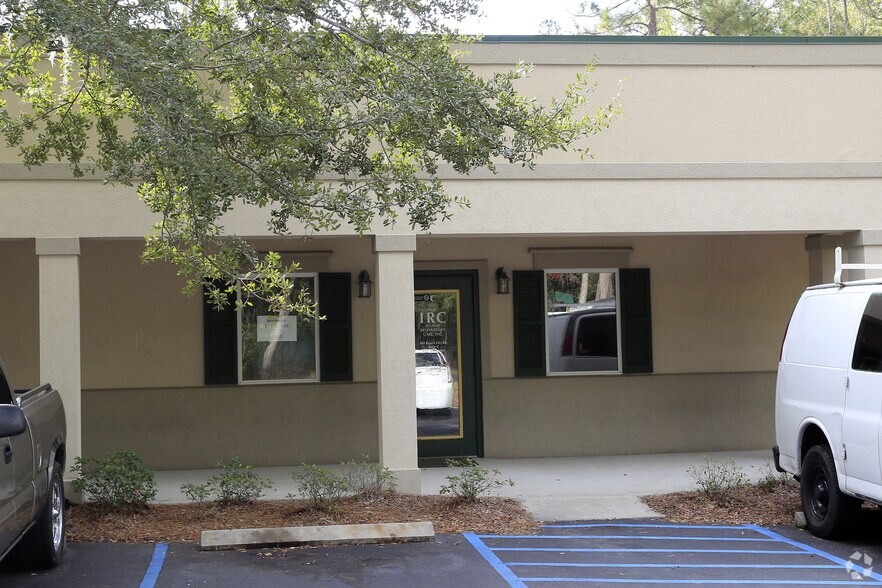 More Photos Of 140 Beach City Rd, Hilton Head Island Flex For Lease