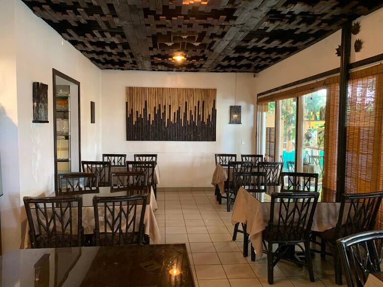 More Photos Of 3036 Waialae Ave, Honolulu Restaurant For Sale