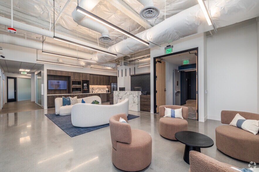 More Photos Of 2301-2321 Rosecrans Ave, El Segundo Office For Lease