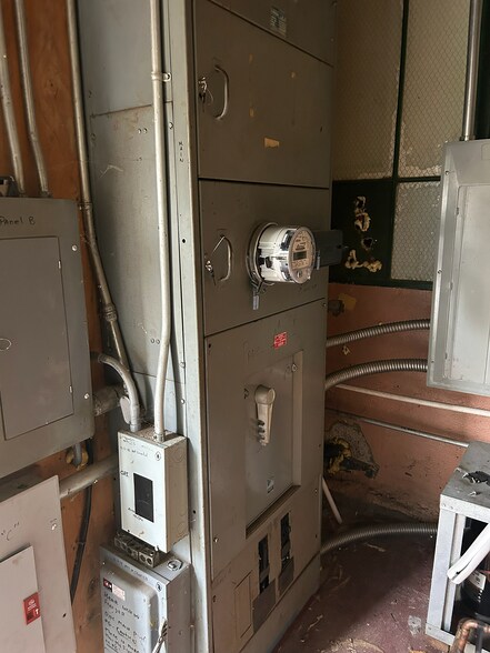 More Photos Of 6675 Petersen Rd, Petaluma Food Processing For Sale