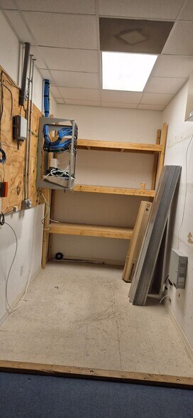 More Photos Of 4426 SE 16th Pl, Cape Coral Office For Lease