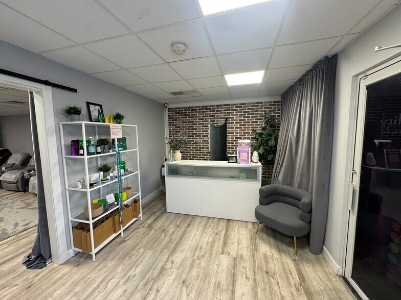 More Photos Of 6702 Bergenline Ave, West New York Storefront Retail Office For Sale