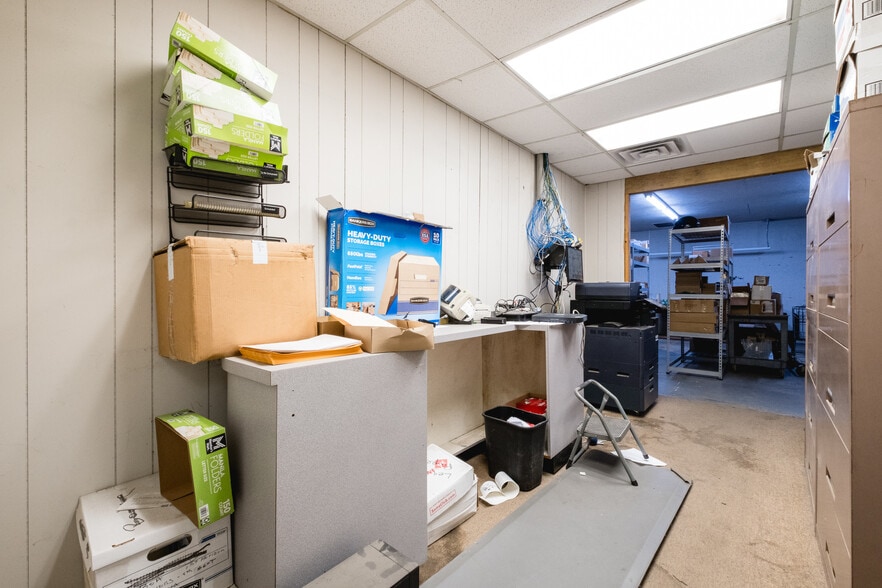 More Photos Of 714 Calhoun St, Little Rock Industrial For Sale