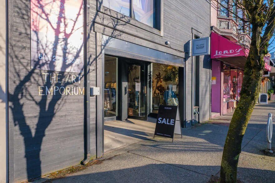 More Photos Of 2928 Granville St, Vancouver Storefront For Lease