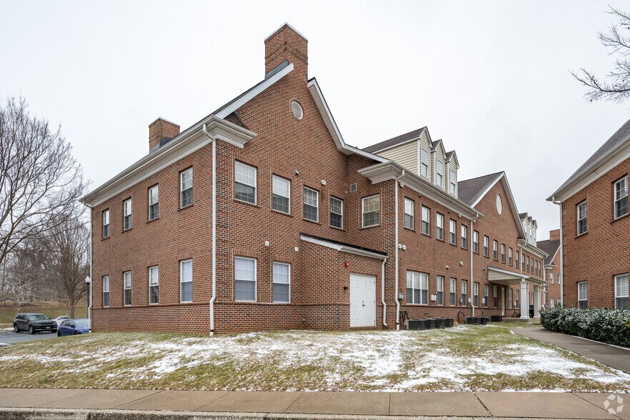 More Photos Of 2600 Longstone Ln, Marriottsville Medical For Sale