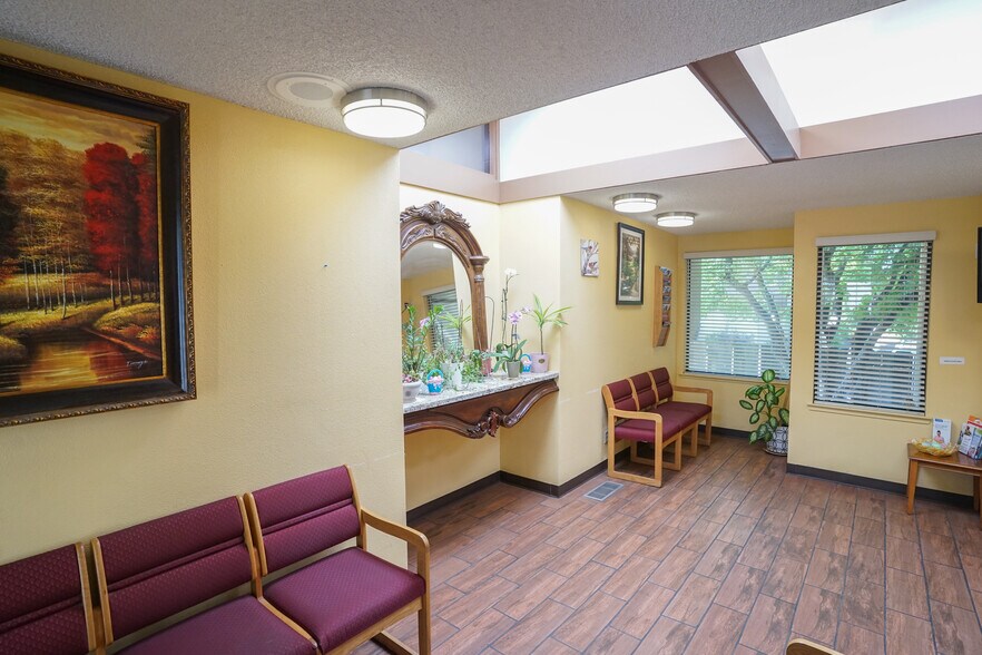 More Photos Of 1060-1080 Delbon Ave, Turlock Medical For Sale