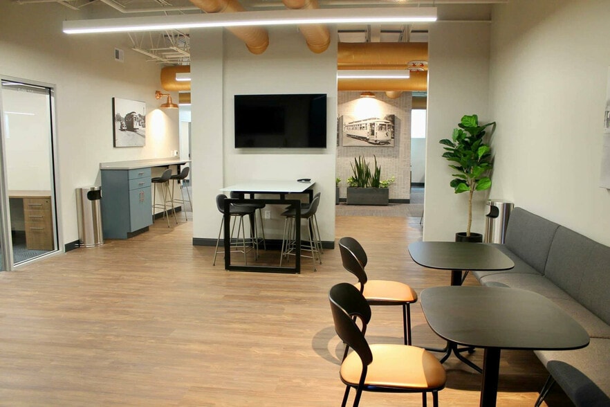 Primary Photo Of 10730 Pacific St, Omaha Coworking Space