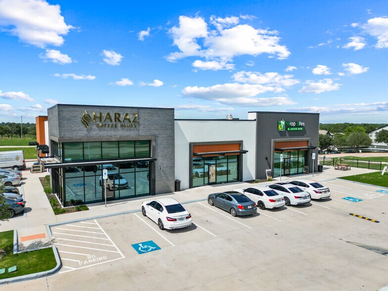 More Photos Of 4301 14th St, Plano Unknown For Lease