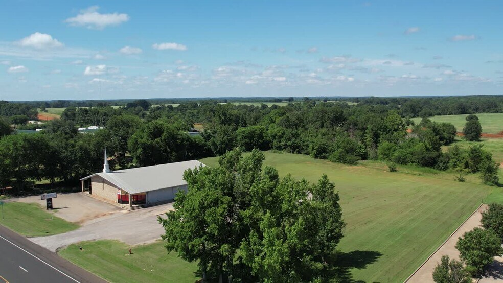 More Photos Of 650 S Doctor M Roper Pky, Bullard Religious Facility For Sale