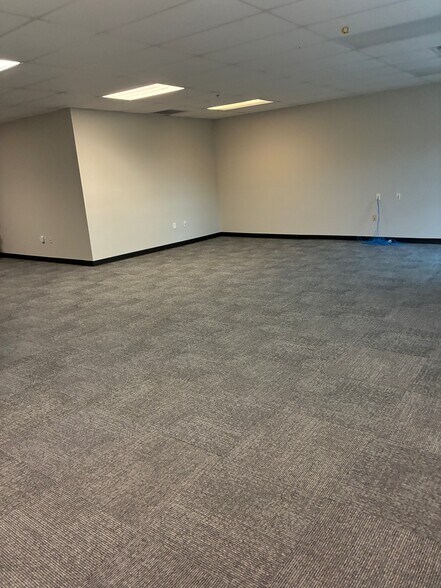 More Photos Of 5300-5350 W Hillsboro Blvd, Coconut Creek Office For Sale