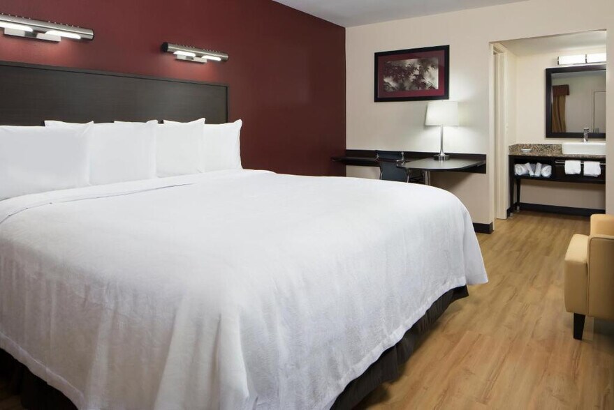 More Photos Of 1813 Crestwood Blvd, Irondale Hotel For Sale