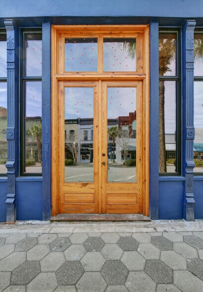 More Photos Of 1317 Newcastle St, Brunswick Storefront For Sale