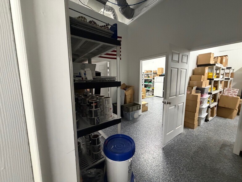 More Photos Of 6520 Fort King Rd, Zephyrhills Storefront Retail Office For Lease