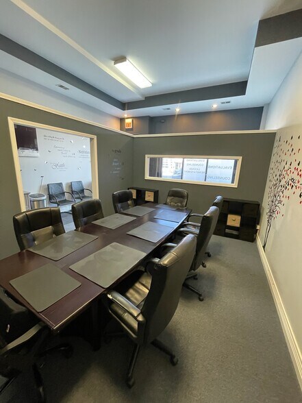 More Photos Of 2521 W North Ave, Chicago Storefront Retail Residential For Lease