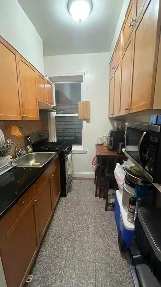 More Photos Of 3784 103rd St, Corona Multifamily For Sale