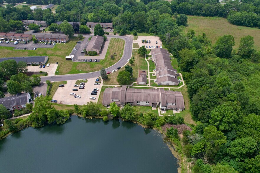 Primary Photo Of 450-528 Waterside Ave, Canal Fulton Apartments For Sale