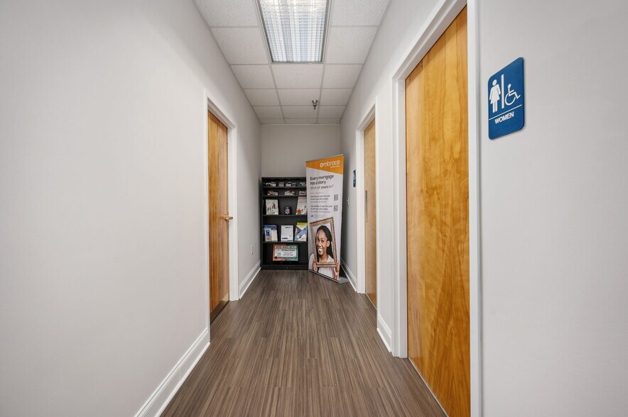 More Photos Of 415-417 Wolfe St, Fredericksburg Medical For Lease